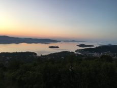 Retreat na otoku Iž – pot k sebi // Inovativne postavitve in postavitve družine - slika 7